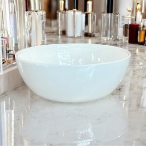 British Airways First Class White 4in Collectible Sophisticated Small Bowl New